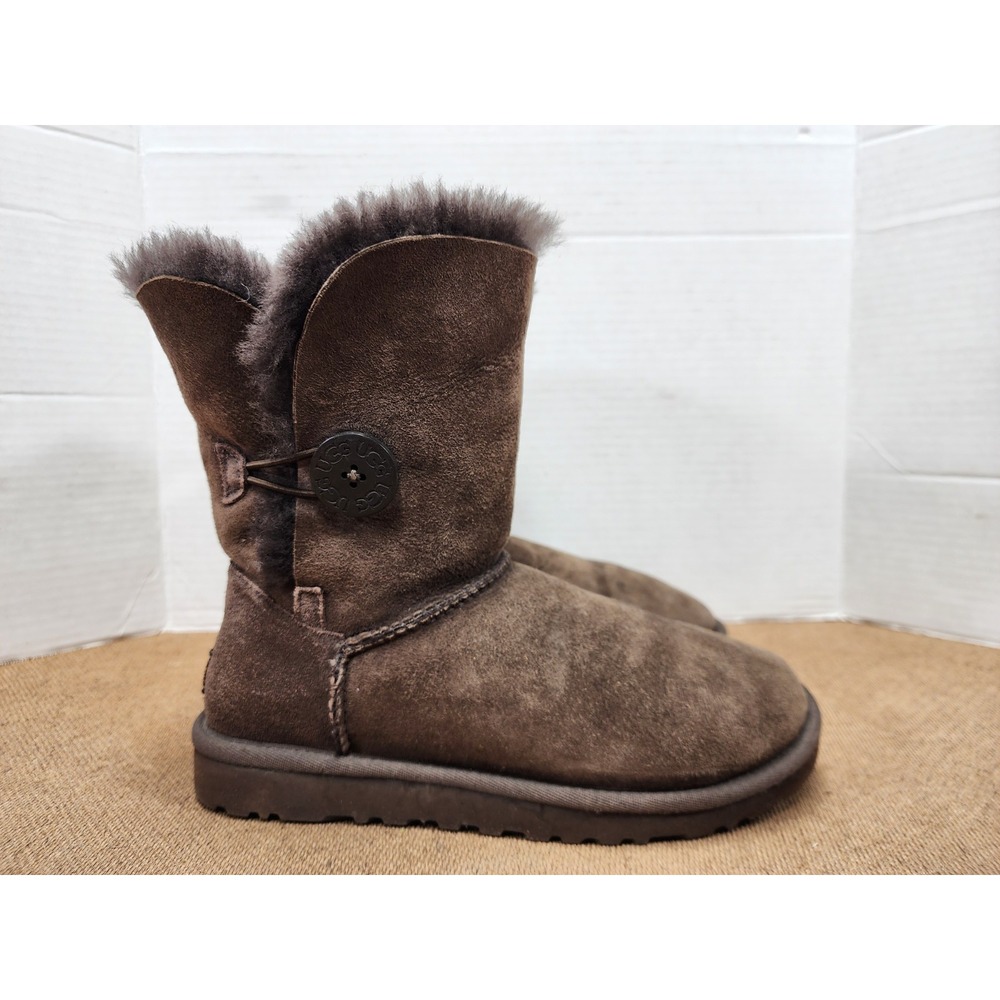UGG Womens Bailey Button Boot Size 5 Brown Suede Sherpa Shearling Short Bootie